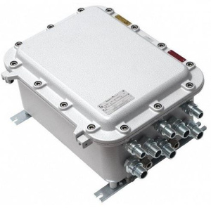 Коммутатор TFortis PSW-2G6F+Ex